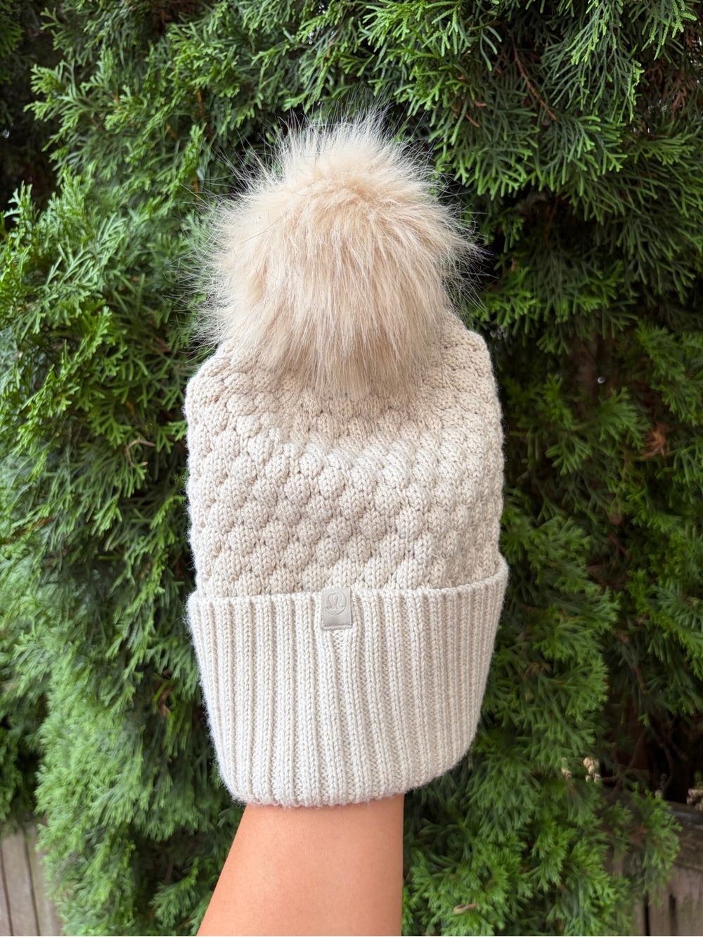 Lululemon Bubble Knit Pom Beanie- Heathered Raw Linen